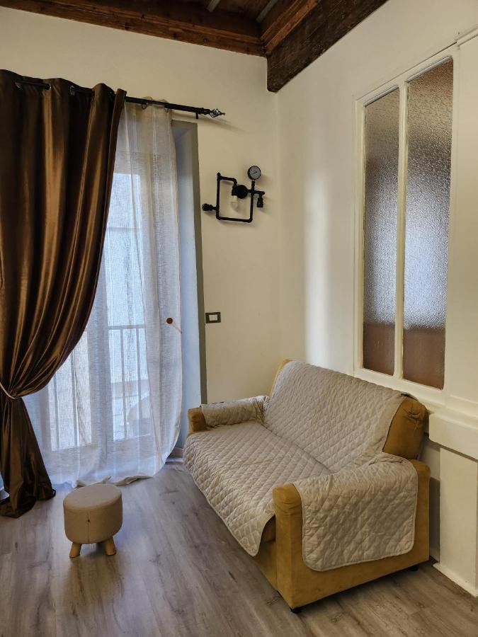Mansarde & Suite Maison 1706 Lago Orta Боргоманеро Екстериор снимка