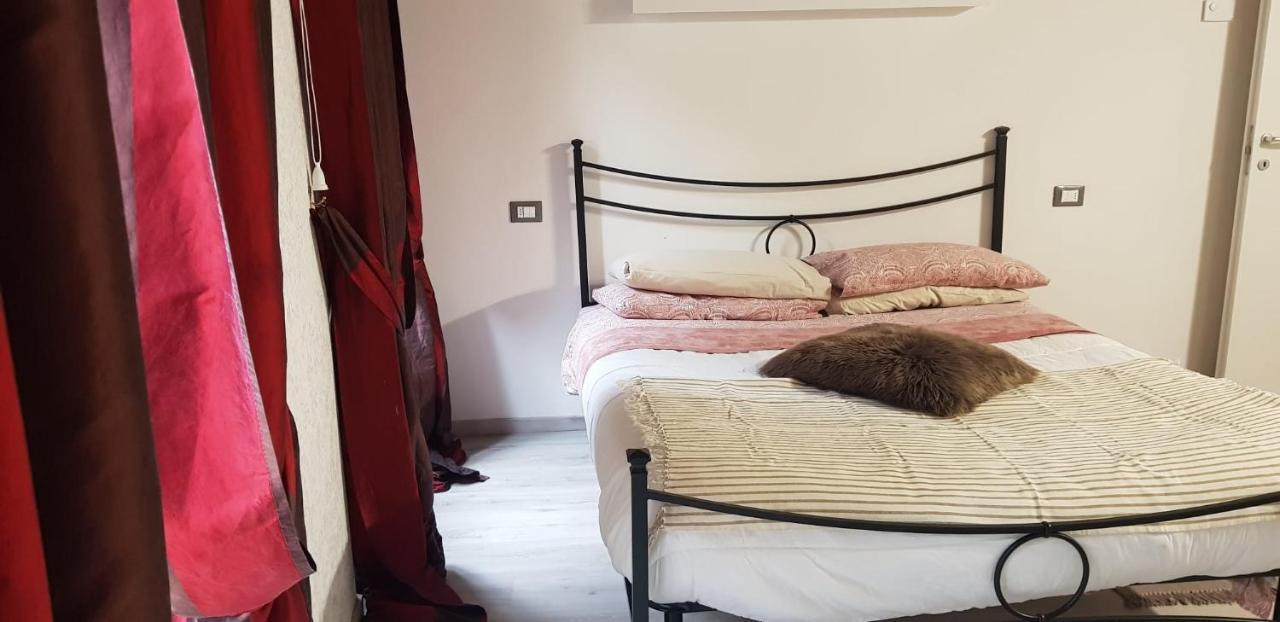 Mansarde & Suite Maison 1706 Lago Orta Боргоманеро Екстериор снимка