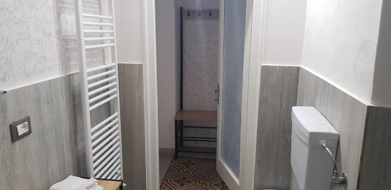 Mansarde & Suite Maison 1706 Lago Orta Боргоманеро Екстериор снимка