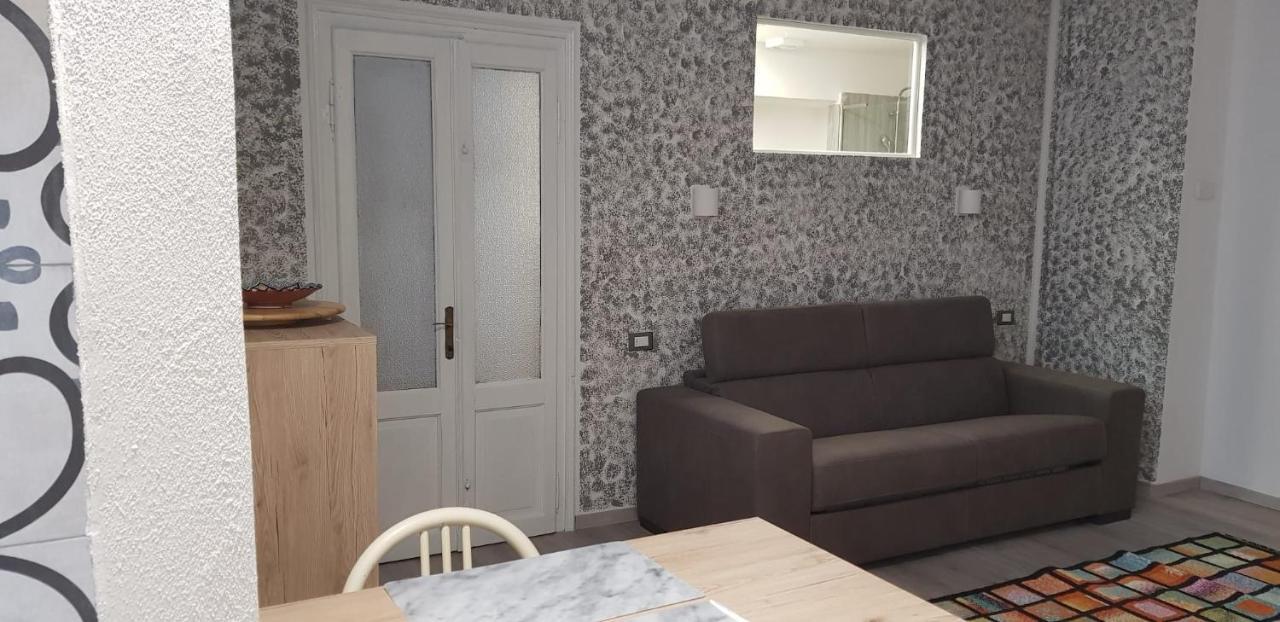 Mansarde & Suite Maison 1706 Lago Orta Боргоманеро Екстериор снимка